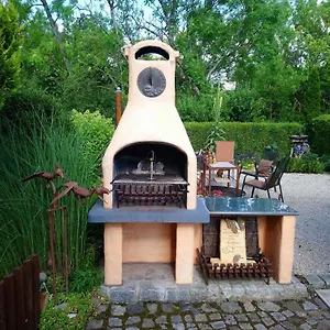 Nr 2 - Kleine Haus Im Haus Apartment
