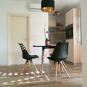 https://apartment-gabi-umag.in-istria.net